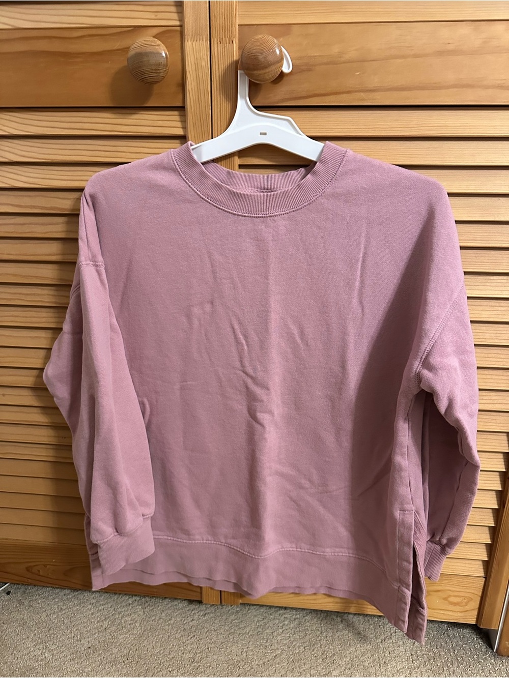 Women’s Classic Crewneck Sweatshirt - Dusty Rose
